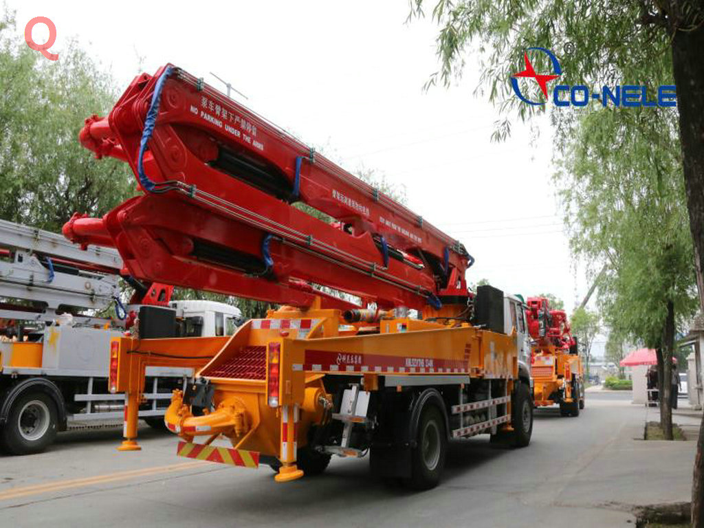 小型泵車，小型混凝土泵車，天泵