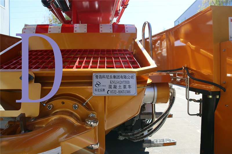 青島混凝土泵車價格 (12)