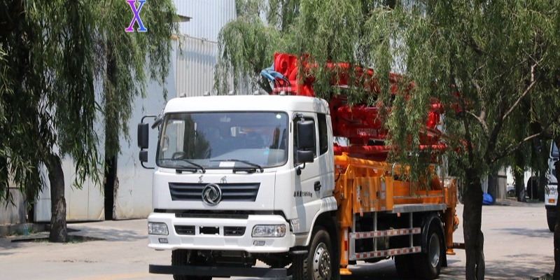 小型混凝土泵車泵送技術(shù)的運輸優(yōu)勢揭秘
