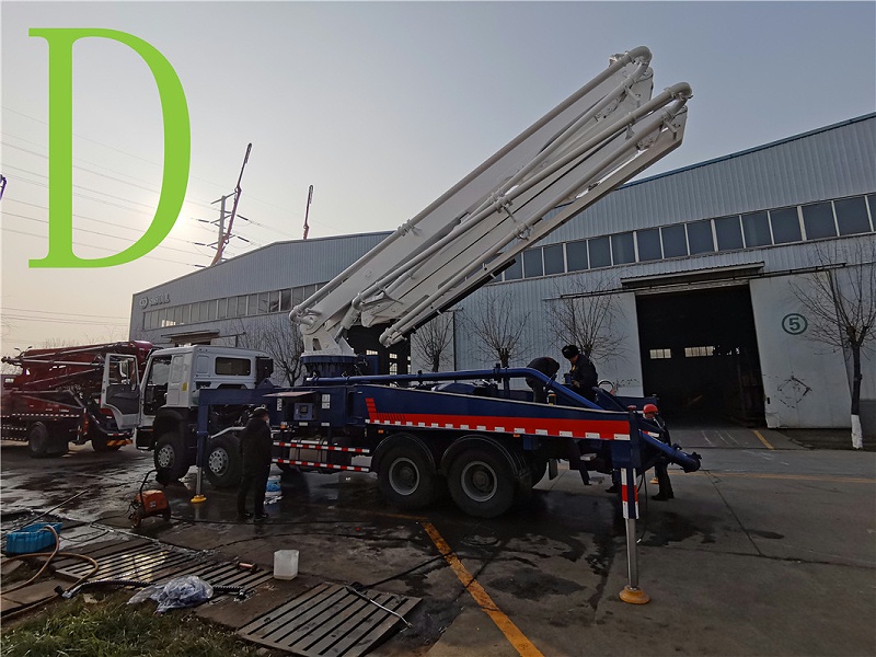 青島混凝土泵車價格 (24)