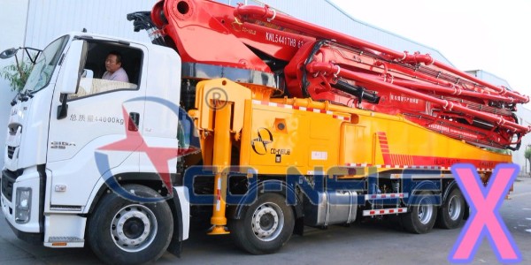 部分臂架or全展臂架，根據實際情況來定，實現小型泵車靈活施工