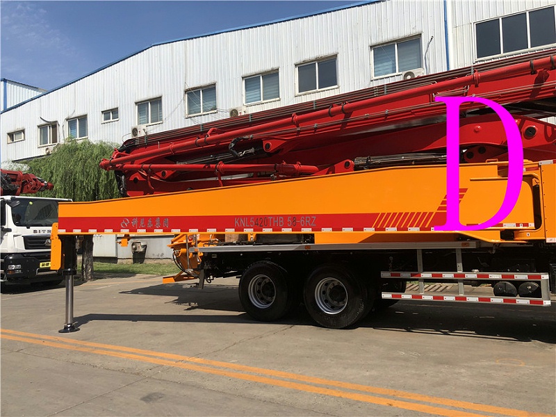 青島小型混凝土泵車價(jià)格 (2)