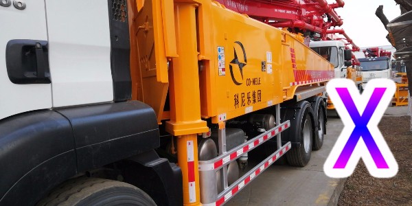 小型混凝土泵車(chē)的主要組成部分，組成一臺(tái)完整的泵車(chē)——科尼樂(lè)集團(tuán)