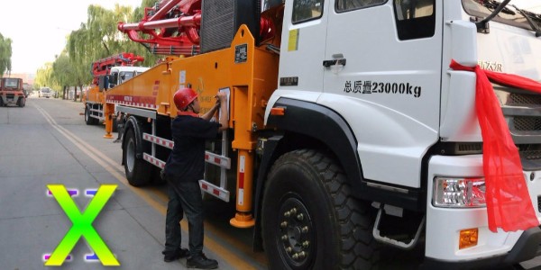 小型泵車從開到工地到作業(yè)完成，施工流程你都了解嗎？——科尼樂