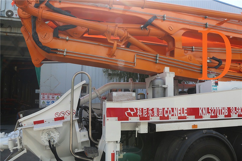 青島混凝土泵車價格 (9)